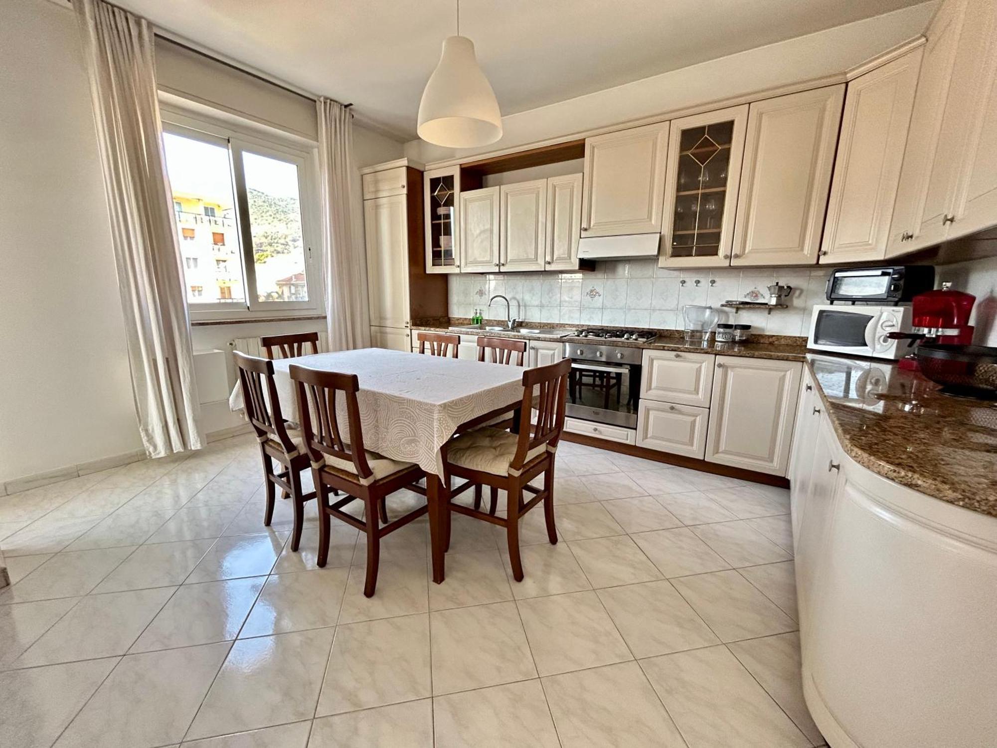 Lmhouse Apartamento Arma di Taggia Exterior foto